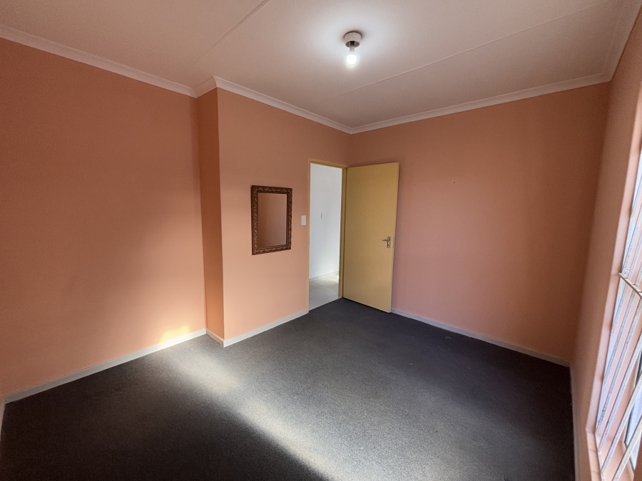 2 Bedroom Property for Sale in Rondevlei Park Western Cape